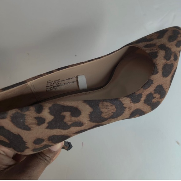 A New Day Leopard Print Gemma
Pointed Toe Stiletto Heels. Size 6w - Picture 8 of 11